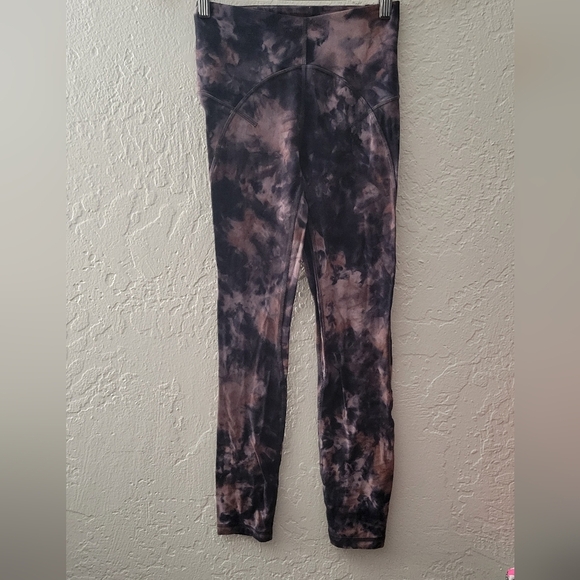 Lululemon Unlimit High-Rise Tight 25" Keyhole - Picture 1 of 5